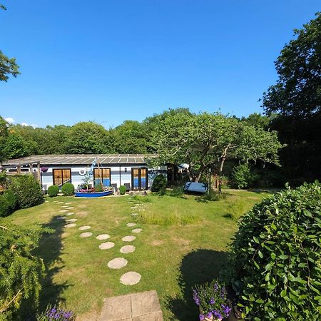 'Monktonmead Lodge' In Secluded Setting, With Private Indoor Pool. Ryde  Esterno foto
