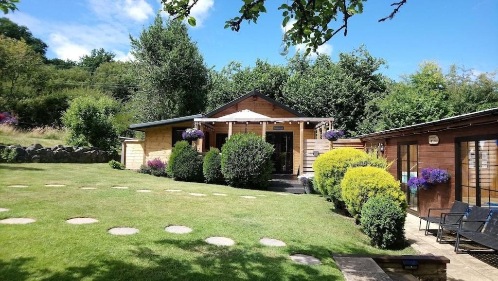 'Monktonmead Lodge' In Secluded Setting, With Private Indoor Pool. Ryde  Esterno foto
